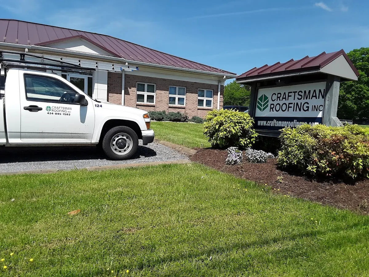 Quality Ice Dam Removal by experienced craftsmen in Vidor